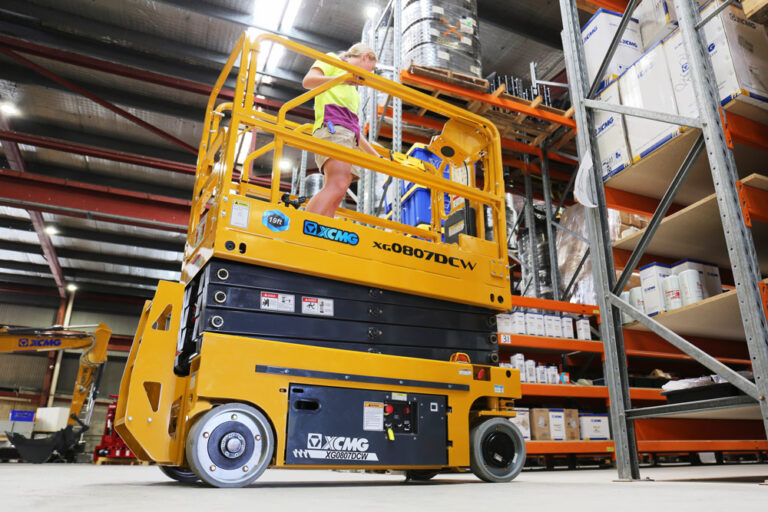 XCMG XG0807DCW Elevated Work Platform EWP / Scissor Lift 8m EWP for